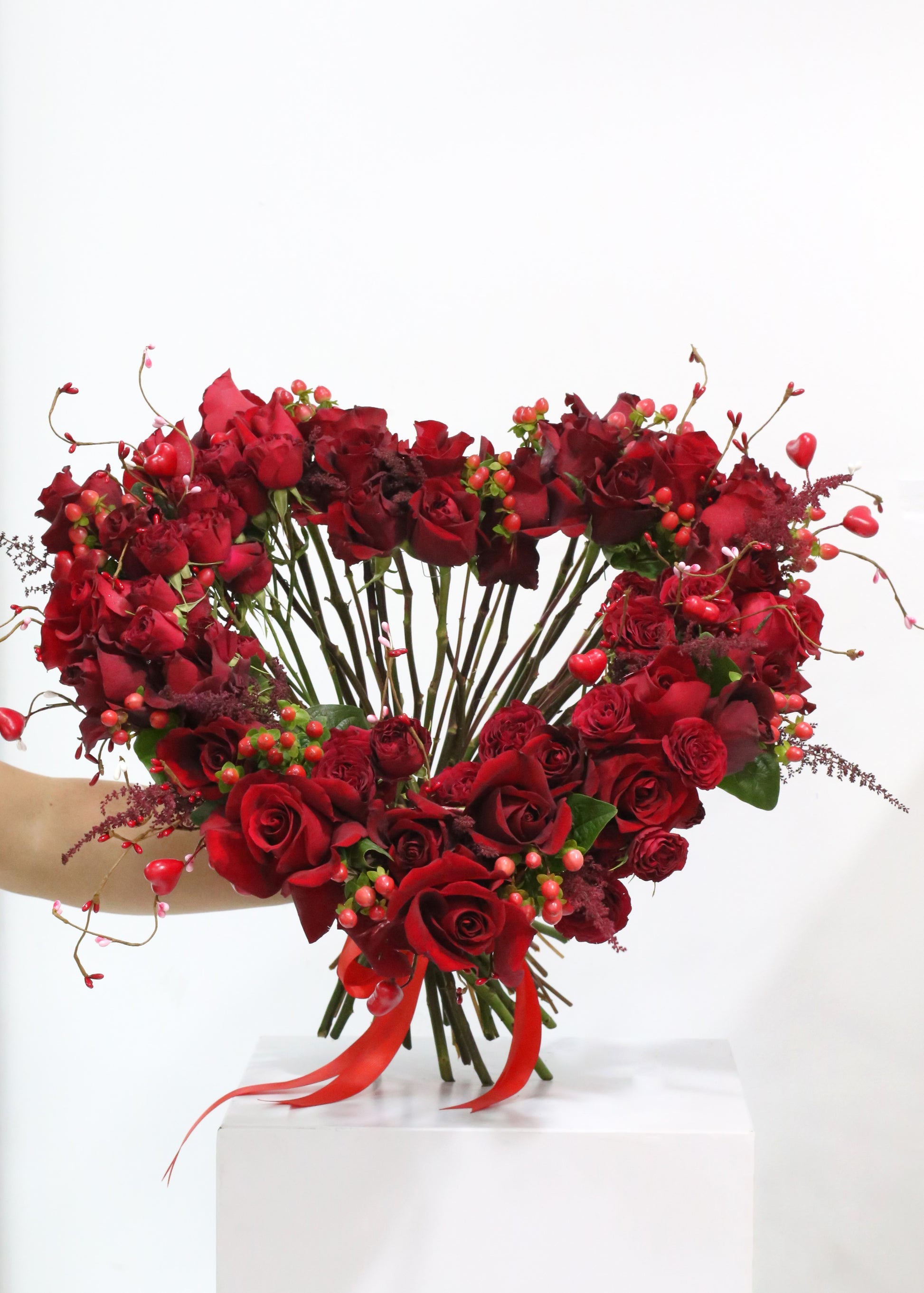 Valentine Day Flowers Bouquet